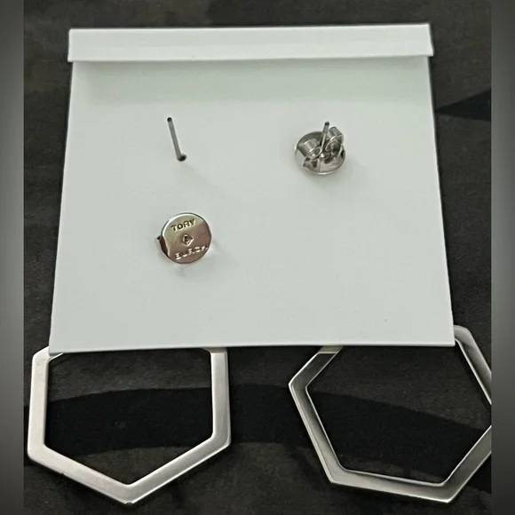 🔥🔥Tory Burch Authentic Earrings Reduced Buy Now & Save - Picture 9 of 9